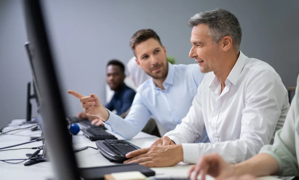 Les ateliers numériques : un nouveau pilier des politiques d’inclusion dans les communes Les ateliers numériques : un nouveau pilier des politiques d’inclusion dans les communes